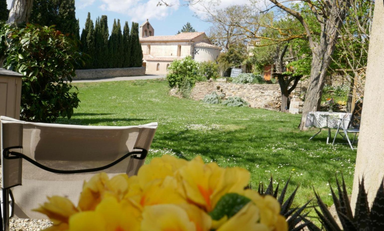 La Petite Maison Dans La Prairie Cassaignes Exteriör bild